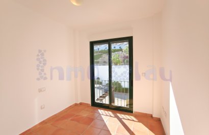 Reventa - Townhouse / Duplex - Polop - Urbanizacion