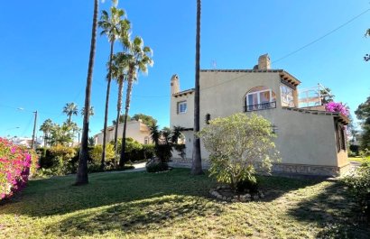 Reventa - Villa - Villamartin