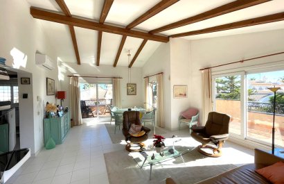 Reventa - Villa - Villamartin