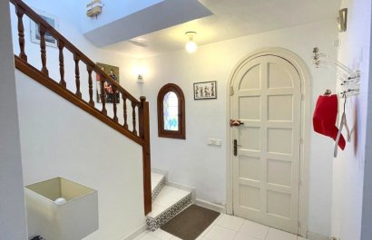 Reventa - Villa - Villamartin