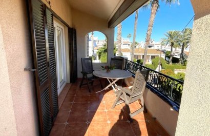 Reventa - Villa - Villamartin