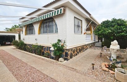 Resale - Villa - Los Alcázares