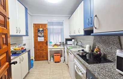 Resale - Villa - Los Alcázares