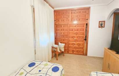 Resale - Villa - Los Alcázares