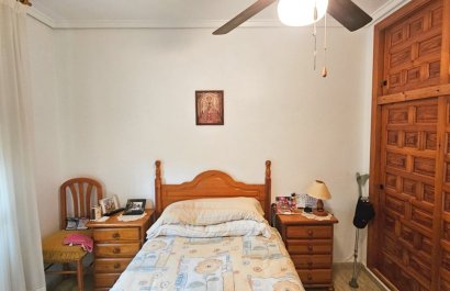 Resale - Villa - Los Alcázares