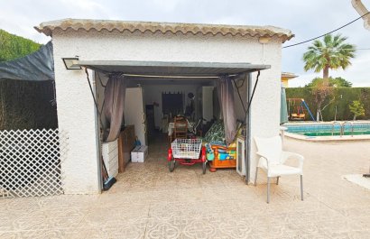 Resale - Villa - Los Alcázares