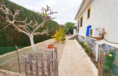 Resale - Villa - Los Alcázares