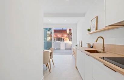 Resale - Townhouse / Duplex / Corner - Torrevieia - El Chaparral