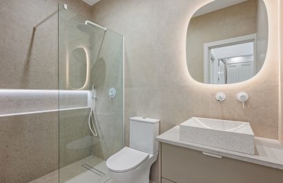 Resale - Townhouse / Duplex / Corner - Torrevieia - El Chaparral