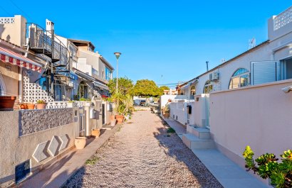Resale - Townhouse / Duplex / Corner - Torrevieia - El Chaparral