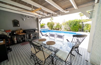 Resale - Villa - Torrevieia - La Siesta