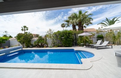 Resale - Villa - Torrevieia - La Siesta