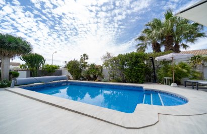 Resale - Villa - Torrevieia - La Siesta