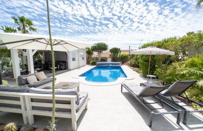 Resale - Villa - Torrevieia - La Siesta