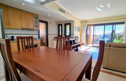 Resale - Apartment / flat - Orihuela Costa - Villamartín