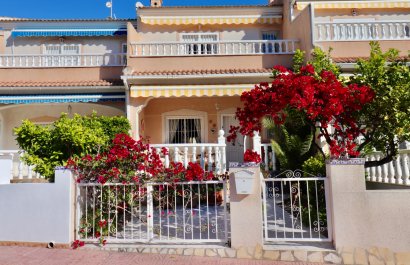 Reventa - Townhouse / Duplex - Ciudad Quesada - Doña Pepa