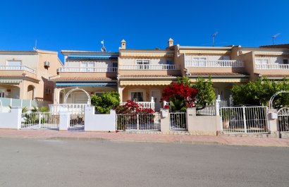 Reventa - Townhouse / Duplex - Ciudad Quesada - Doña Pepa