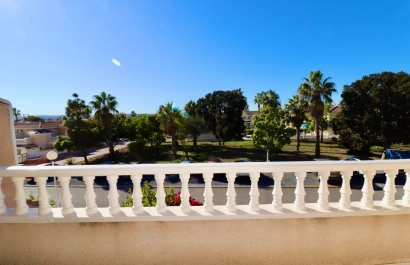 Reventa - Townhouse / Duplex - Ciudad Quesada - Doña Pepa