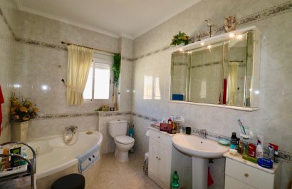 Reventa - Townhouse / Duplex - Ciudad Quesada - Doña Pepa