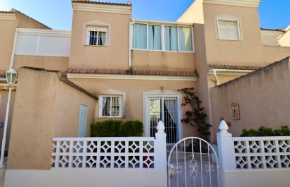 Reventa - Townhouse / Duplex - Ciudad Quesada - Doña Pepa