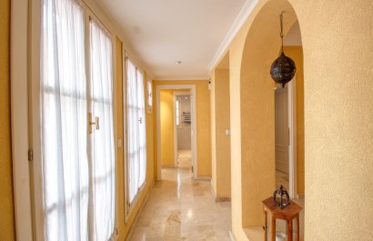 Resale - Villa - Benidorm - Zona de Poniente