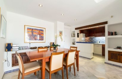 Resale - Apartment / flat - Torrevieia - Playa Los Locos