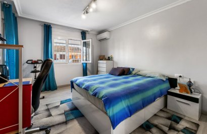 Resale - Townhouse / Duplex / Corner - Torrevieia - Aguas Nuevas