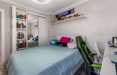 Resale - Townhouse / Duplex / Corner - Torrevieia - Aguas Nuevas