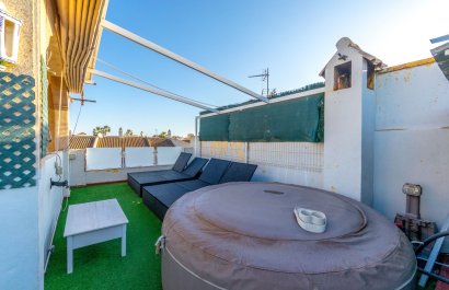 Resale - Townhouse / Duplex / Corner - Torrevieia - Aguas Nuevas