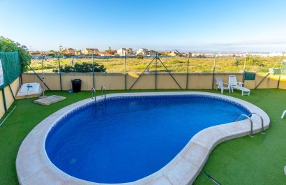 Resale - Townhouse / Duplex / Corner - Torrevieia - Aguas Nuevas
