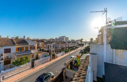 Resale - Townhouse / Duplex / Corner - Torrevieia - Aguas Nuevas