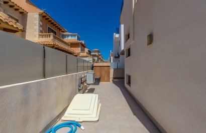 Resale - Villa - Torrevieia - Aguas Nuevas