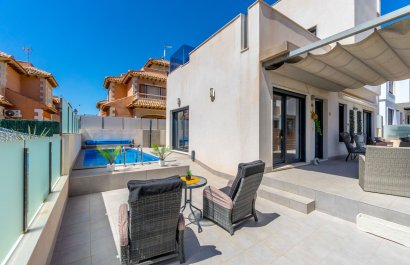 Resale - Villa - Torrevieia - Aguas Nuevas