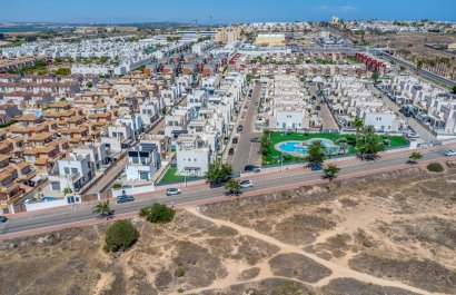 Resale - Villa - Torrevieia - Aguas Nuevas