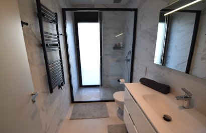 Resale - Villa - Orihuela - Las Colinas golf