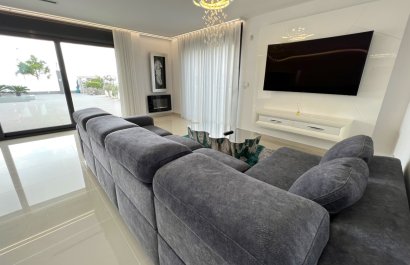 Resale - Villa - San Miguel de Salinas - Costa Blanca