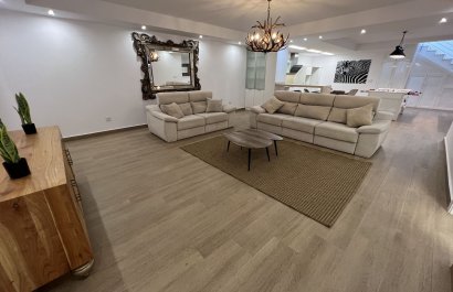 Resale - Villa - San Miguel de Salinas - Costa Blanca