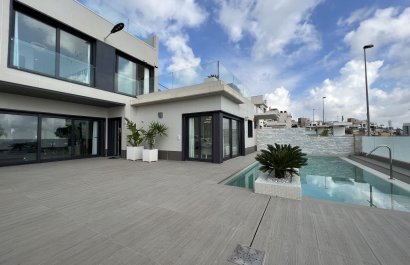 Resale - Villa - San Miguel de Salinas - Costa Blanca