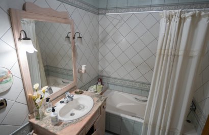 Resale - Apartment / flat - Torrevieia - Costa Blanca