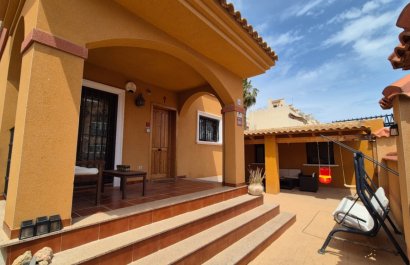 Resale - Villa - Torrevieia - Costa Blanca