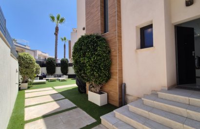 Resale - Villa - Torrevieia - Costa Blanca