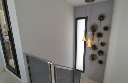 Resale - Villa - Torrevieia - Costa Blanca