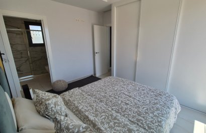 Resale - Villa - Torrevieia - Costa Blanca