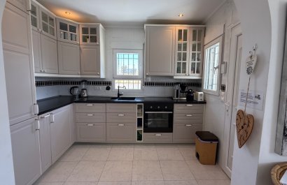 Resale - Villa - Torrevieia - Costa Blanca