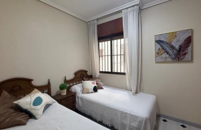 Resale - Apartment / flat - Torrevieia - Costa Blanca