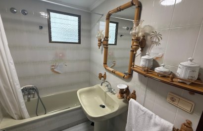 Resale - Apartment / flat - Torrevieia - Costa Blanca