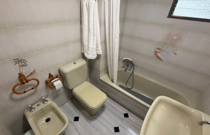 Resale - Apartment / flat - Torrevieia - Costa Blanca