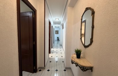 Resale - Apartment / flat - Torrevieia - Costa Blanca