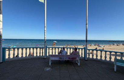 Resale - Apartment / flat - Torrevieia - Costa Blanca