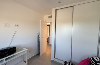 Resale - Apartment / flat - Pilar de la Horadada - Costa Blanca